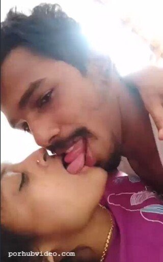 Beautiful india ka bf hot kissing nude video mms
