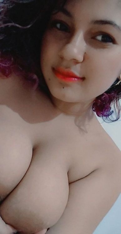 Very hot indian babe boobs pics full nude pics collection (1)
