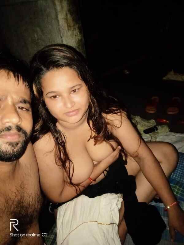 Super hottest milf big boobs girl nude pics full nude pics album (3)