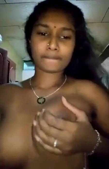 Beautiful Tamil mallu girl xxx vidio indian show big tits mms