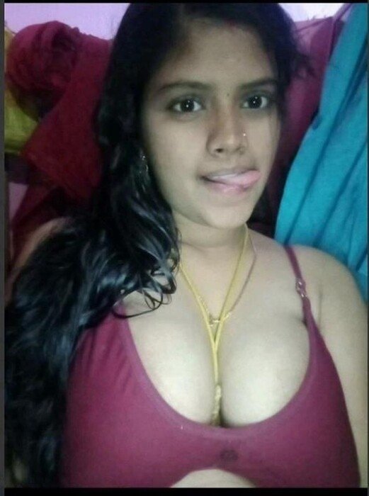 Beautiful mallu tamil big boobs girl image fap all nude pics (1)