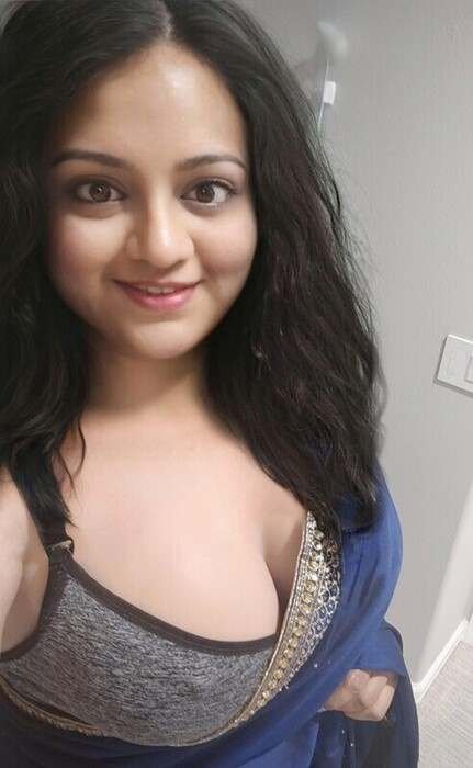 Extremely hot bhabi nude selfie all nude pics gallery (2)
