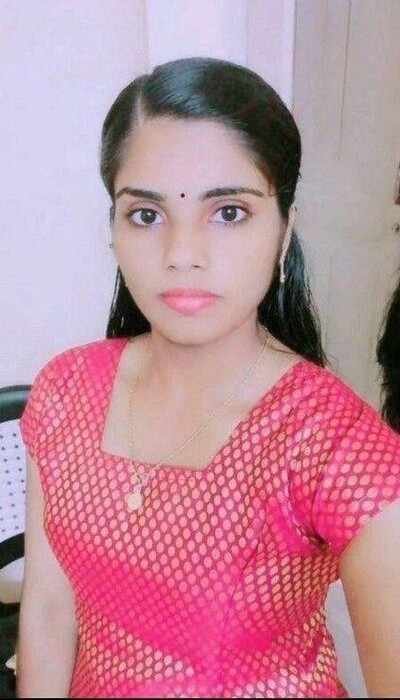 Very cute tamil 18 babe naked pics all nude pics gallery (1)