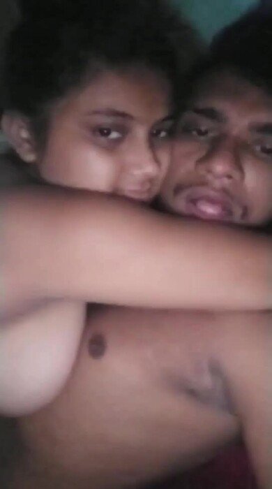 Super cute 18 village girl desi indianporn enjoy with bf nude mms
