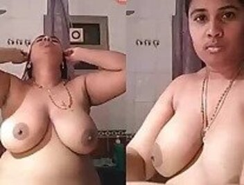 Sexy hot sexy bhabi xxx showing big tits milk tank mms