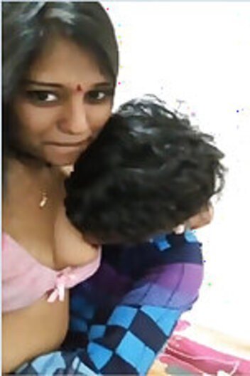 Very beautiful village girl hindi desi bf sucking boobs bf