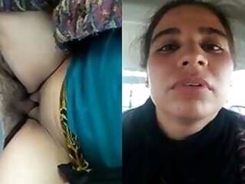Beautiful-paki-girl-pakistani-hd-xxx-fucking-bf-in-car-mms-viral-mms.jpg