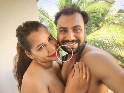 india-nude-horny-sexy-couple-having-viral-mms-HD.jpg