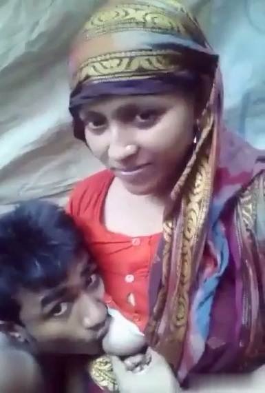 Bangladeshi-muslim-village-desibhabisex-boobs-suck-dever-mms.jpg