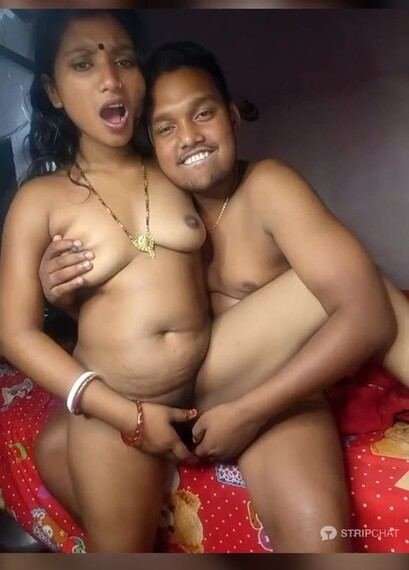 Amateur-horny-couple-hdsexcom-live-sex-HD.jpg